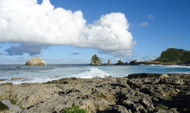 Quel est le prix moyen pour louer une villa en Guadeloupe pour une semaine ?