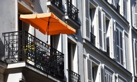 Les Pièges Courants à Éviter lors de la Négociation d’un Immeuble de Rapport